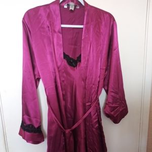 Delicates nightgown and rob set M